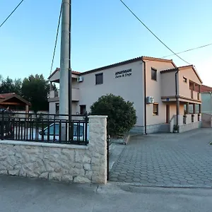 Apartment Zara & Duje, Bibinje