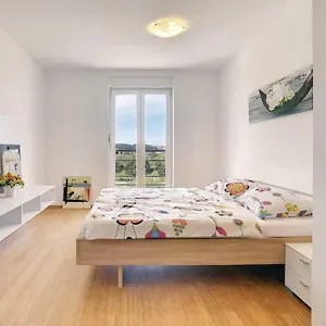  Apartment Apartments Vea Kroatien